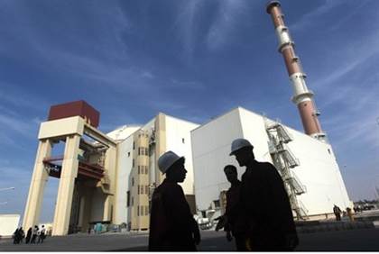 Irán töretlenül bővíti nukleáris kapacitását