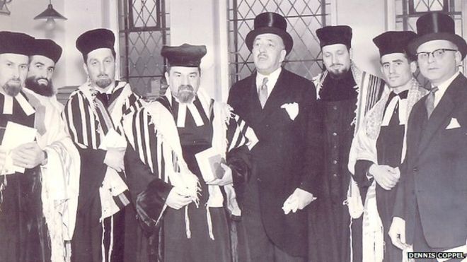 A zsinagóga avatása 1964-ben 