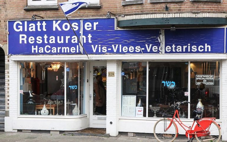 Amszterdamban összefogtak a pártok az antiszemitizmus ellen