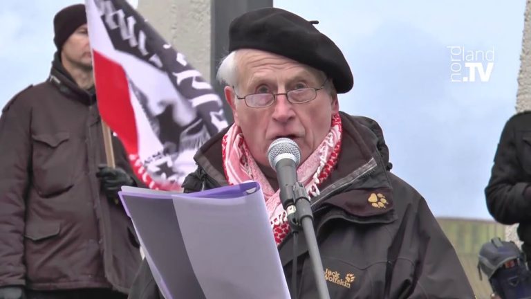 Neonáci rendezvényen szónokolt az antiszemita lelkész