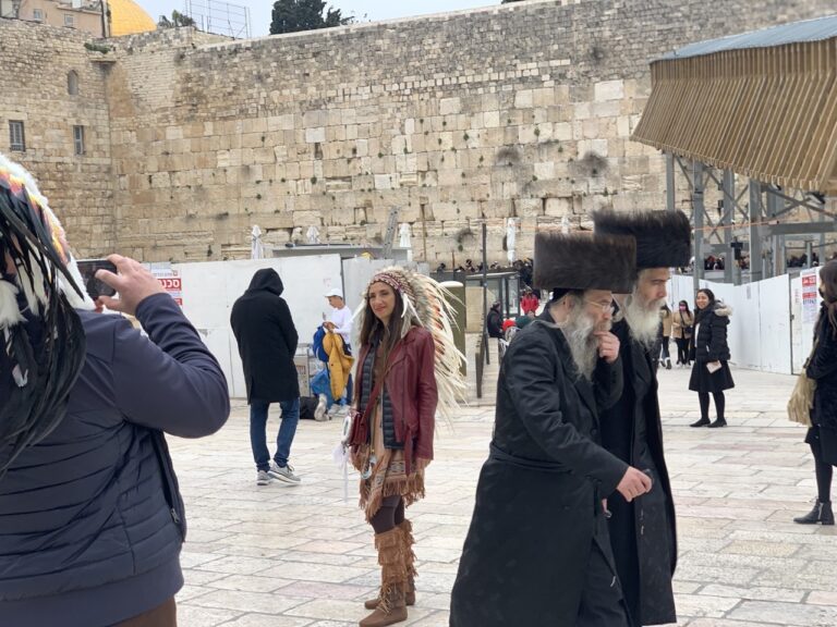 Purim Izraelben: kétnapos ünneplés a Szentföldön (videó)