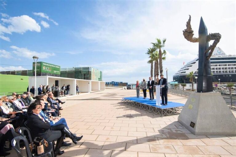Spanyol tengerparton állítottak szobrot az elüldözött zsidók emlékére