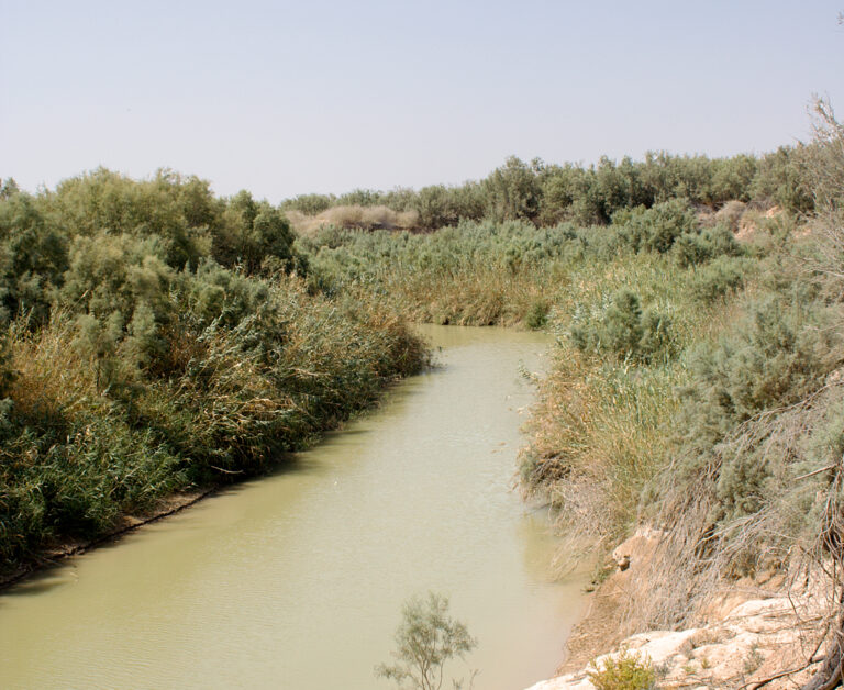 Újra lehet majd fürdeni a megtisztított Jordán-folyóban