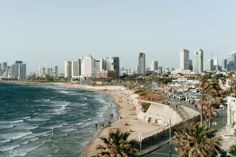 Téltagadó lett Tel-Aviv városának önkormányzata
