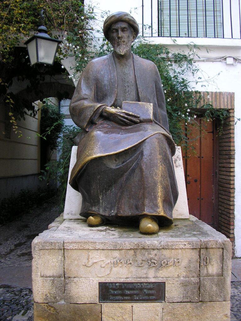 „A test egészsége és jólléte az istenszolgálat része” – Maimonidészre emlékezünk