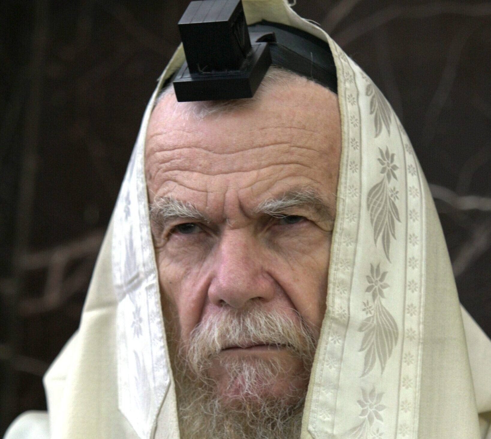 Gyászol a zsidó világ: elhunyt Izrael egyik vezető rabbija