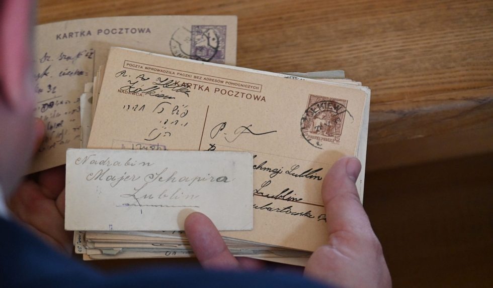 Ellopott képeslapokat adott vissza egy náci tiszt unokája